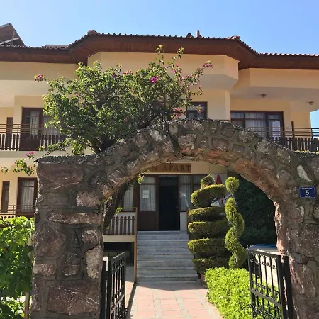 Uestuen 公寓式酒店