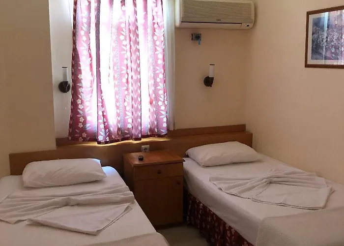 Apartahotel üstün 3*