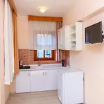 Apart Otel üstün