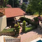Apart Otel üstün Marmaris