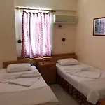 Apart Otel üstün 2*