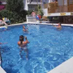 üstün Apart Otel 2*